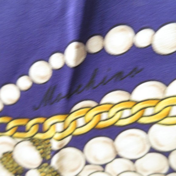 Moschino Peace & Pearls Chain Print Large Silk Scarf - Picture 3 of 6